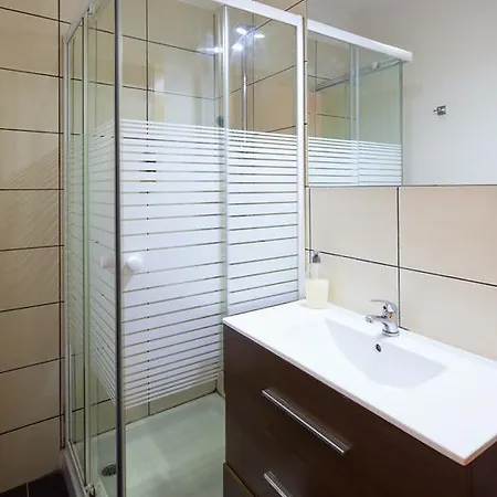 Apartmán Entreparedes 3*