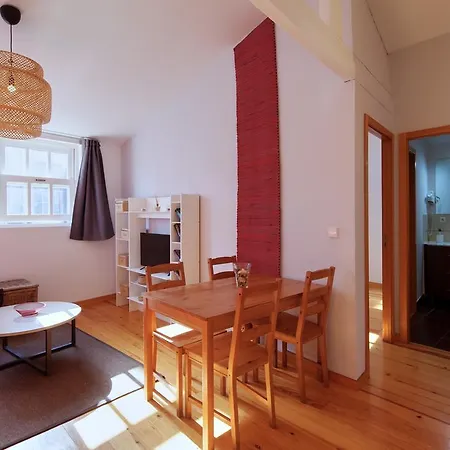 Entreparedes Apartmán