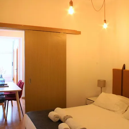 Appartement Entreparedes Porto
